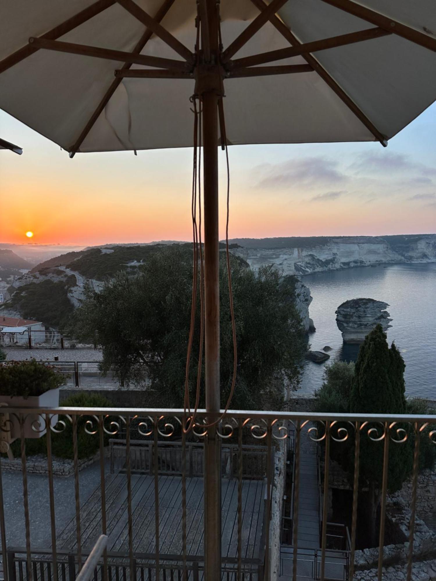 Entre Ciel Et Mer Hotel بونيفَسْيو المظهر الخارجي الصورة